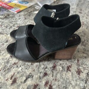 Open toe ankle sandles